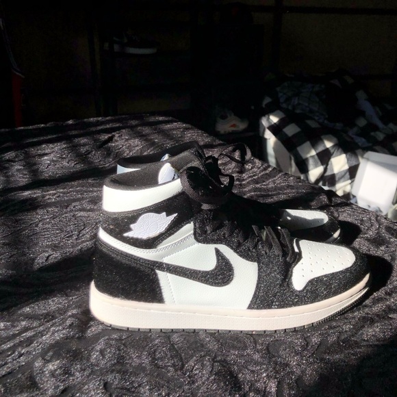 2019 Jordan Retro HightTwist worn once or twice - Picture 3 of 4